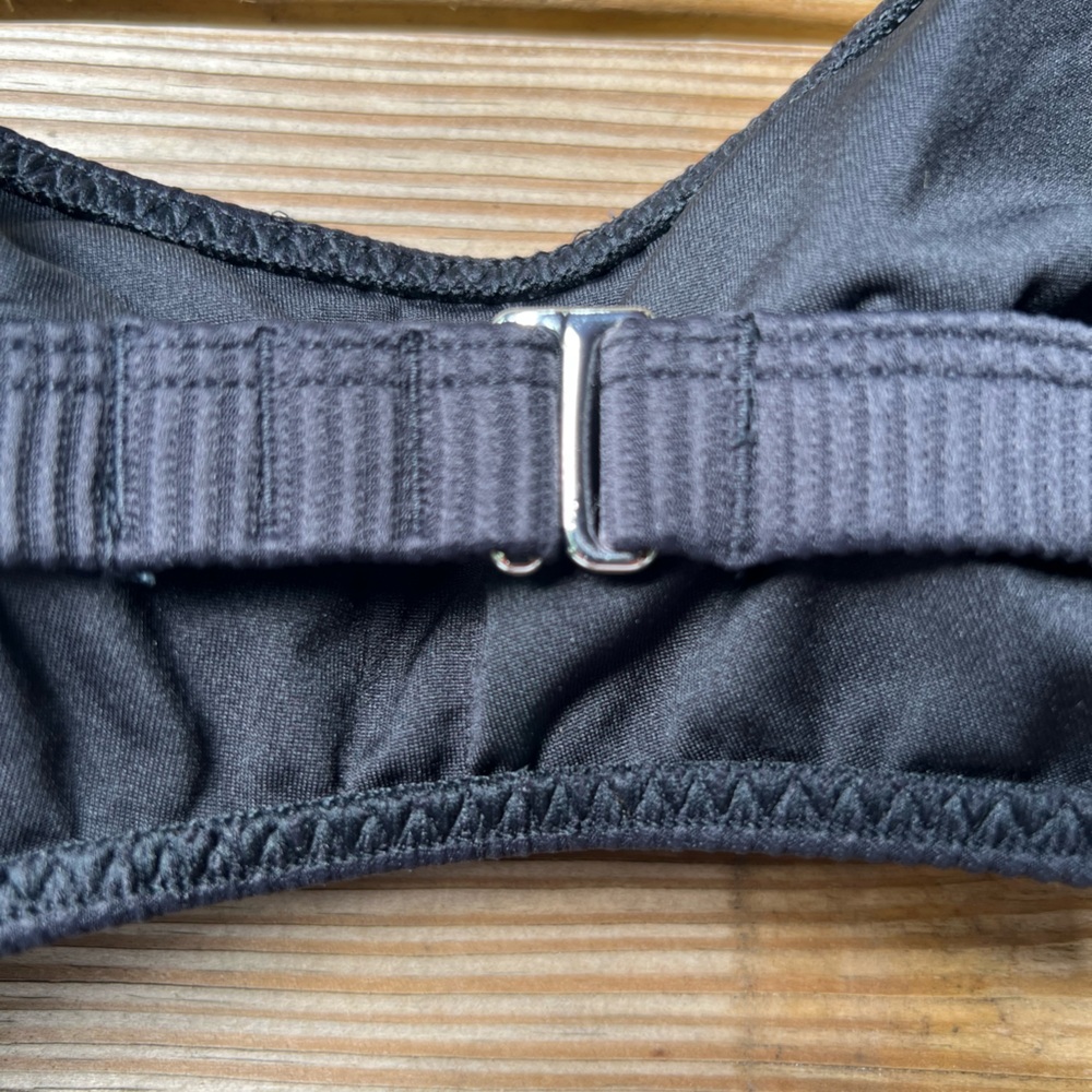 Fabletics black large low scoop swim bikini top - Picture 4 of 6